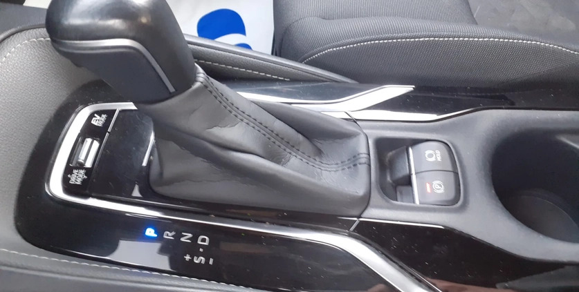 Toyota Corolla cena 94900 przebieg: 43000, rok produkcji 2020 z Dąbrowa Białostocka małe 301